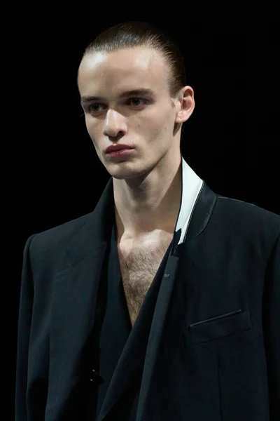 Look 85